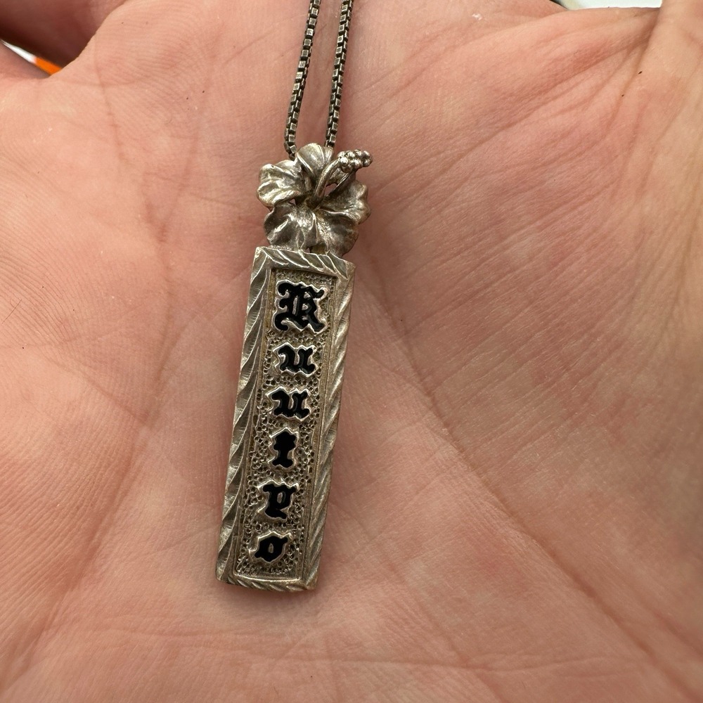 Vintage Hawaiian Heirloom Sterling Silver Kuuipo Vertical Pendant Bar Necklace - Picture 7 of 9